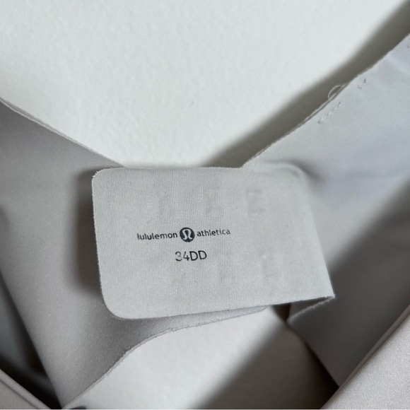 Lululemon Hold True Bra Soft Sand Light Tan Unlined Size 34DD - Picture 5 of 6